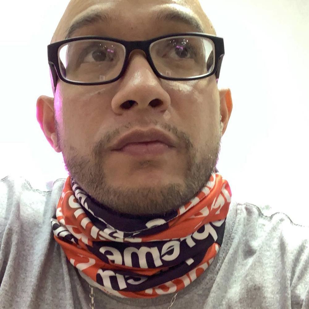 Meet your Posher, Jonathan